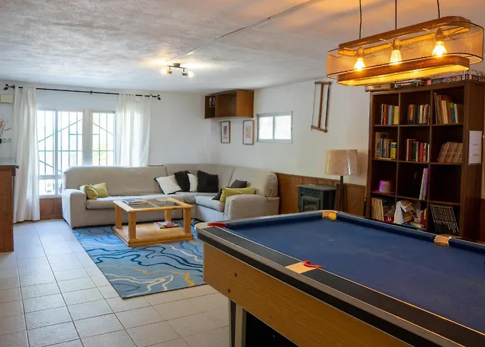Beautiful Villa With Huge Private Pool And Vineyard View